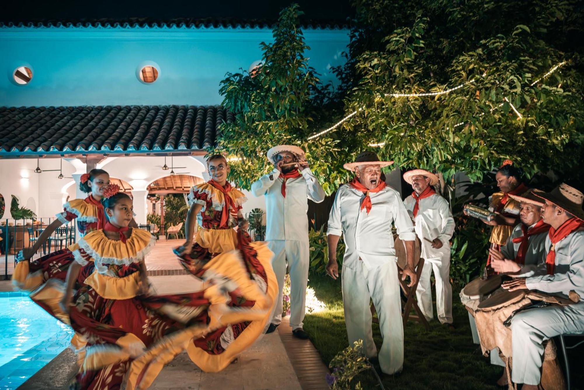 Karakalí Boutique Hotel Mompos Bagian luar foto